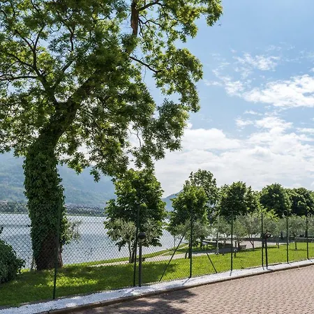 Bluelake Hostel Olginate