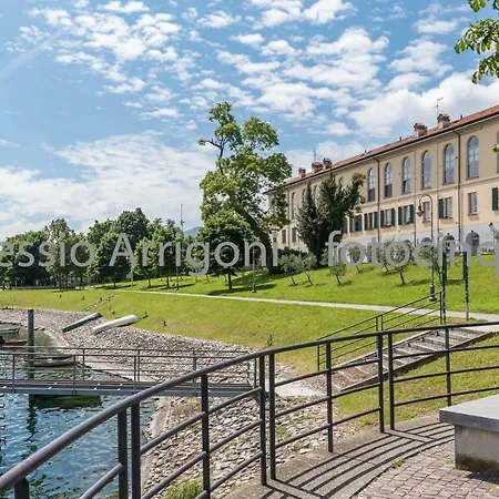 Bluelake Hostel Olginate