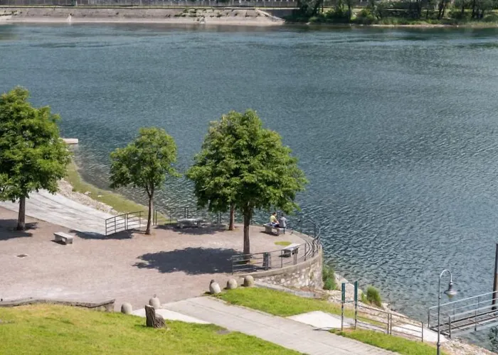 Bluelake Хостел