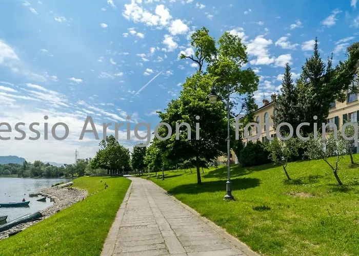 Bluelake Hostel Olginate