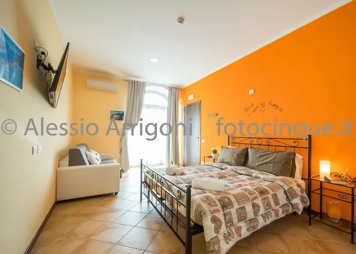 Hostel Bluelake Olginate