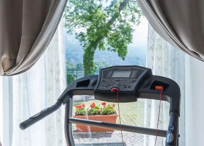 Hostel Bluelake Olginate