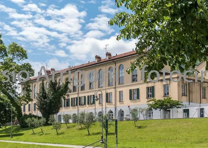 Bluelake Hostel Olginate