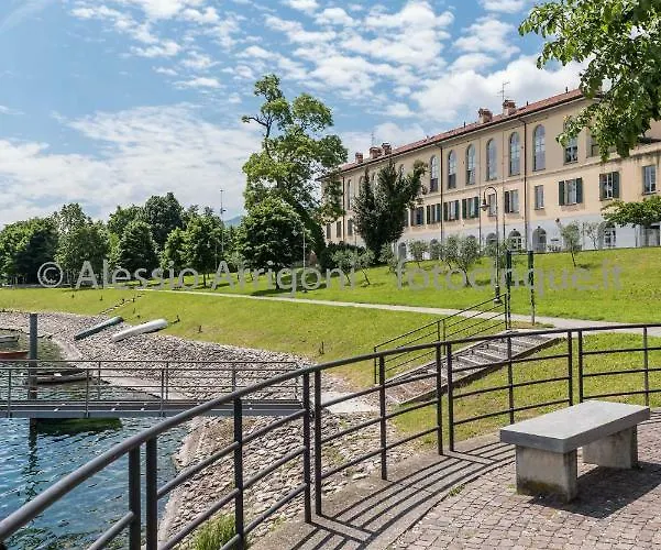 Hostel Bluelake Olginate